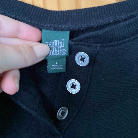 🌸wild fable cropped black long sleeve - Picture 2 of 3